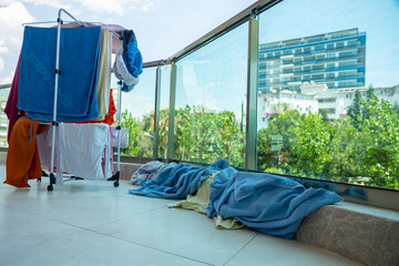 Side view for towels on the floor and wash rack