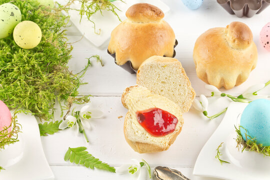 Brioche in Easter decoration with flowers and fresh moss series picture 02