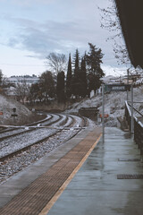 vías del tren nevadas