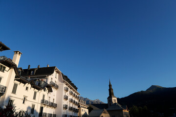 Centre ville, église et Mont Joli.  Saint-Gervais. France.  07.06.2018