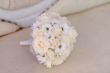 wedding bouquet of roses