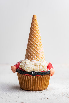 Santa Gnome Cupcake