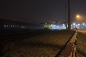 Bahnhof Mittweida bei Nacht und Nebel