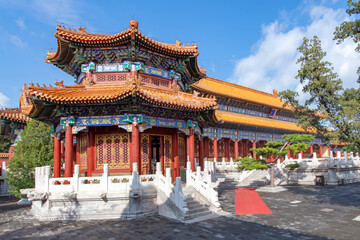 chinese pavilion building