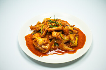 korean style spicy stir-fried squid : 'ojingeo bokkeum'