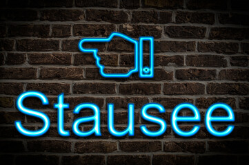 Obraz premium Leuchtreklame Stausee