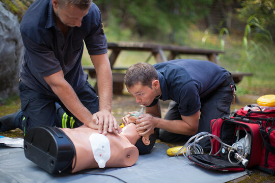 Firefighters training CPR