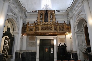 Napoli - Organo a canne della Chiesa di Sant'Angelo a Nilo