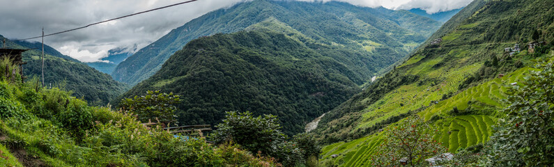 Fototapeta na wymiar bhutan mountains 