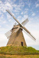 Fototapeta na wymiar Historische Windmühle in Südhemmern, Hille, Deutschland
