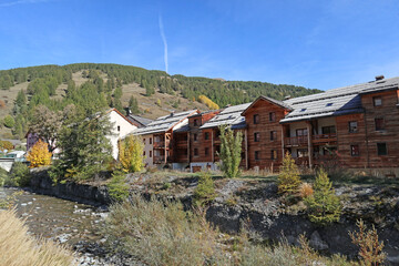 Les Balcons du Viso - côté torrent du Bouchet