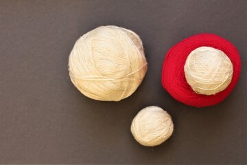 composition with cotton skeins