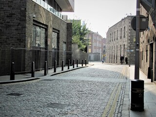Fototapeta premium Cobblestone Streets of Dublin Ireland