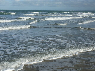 Waves on Martin beach in Plerin