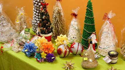 Świąteczne dekoracje bożo narodzeniowe © Micha