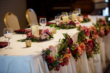 Traditional wedding reception table decorations