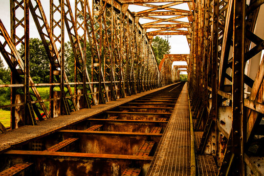 Fototapeta stary żelazny most kolejowy 