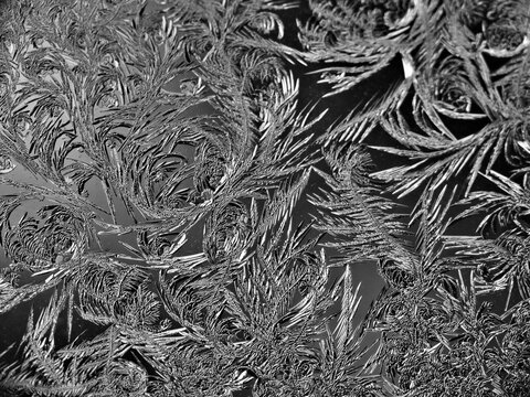 Ice Crystals at -22C on window closeup 02