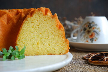 cake in a white plate