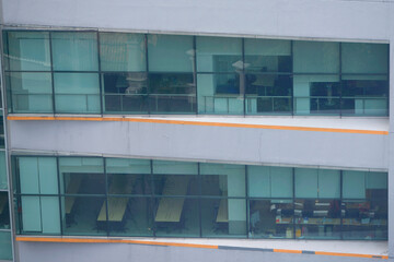 Fototapeta na wymiar Office building on the city