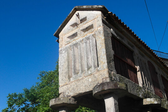 traditional galician, spanish H&oacute;rreo