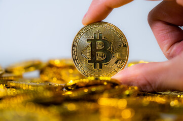 ビットコインの持つ手