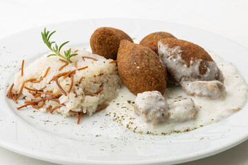kibbeh with rice and yogurt, Kibbeh b Laban.