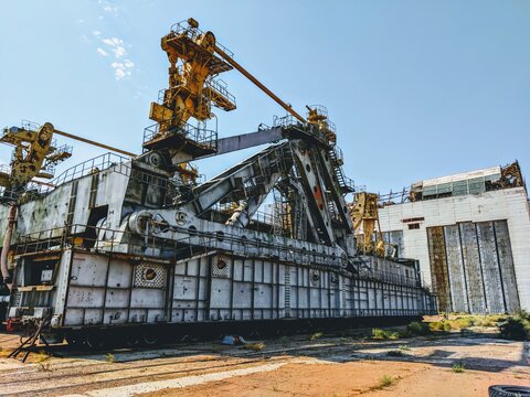 Construction for transportation parts of rocket
