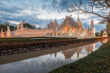 Obraz premium Light show at Rong Khun temple, Chiang Rai province, northern Thailand, Magnificently grand white church