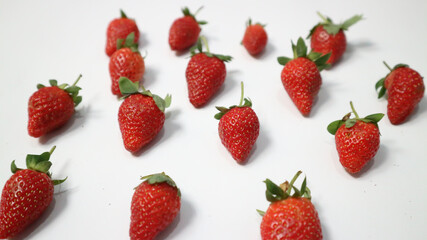 Obraz na płótnie Canvas strawberries on white background