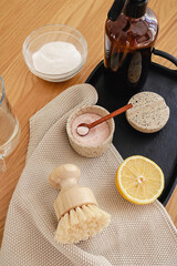 Step by step instruction of non toxic home cleaning detergent recipe made of vinegar, baking soda...