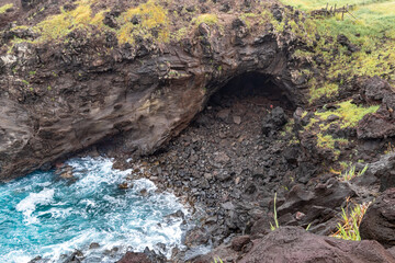 Grotte marine à l'île de Pâques