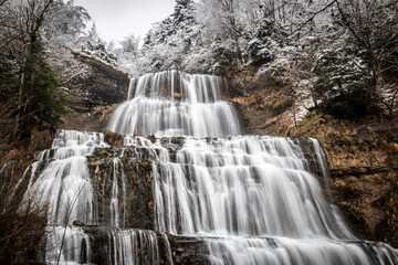 Le Saut de l'Éventail, la plus grosse chute des cascades du Hérisson, sur la commune de...