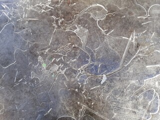 Natural patterns on ice