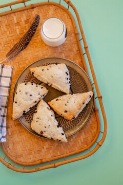 Chocolate Chip Scones