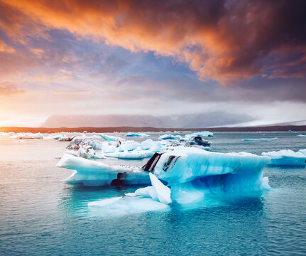 Large pieces of iceberg drifts in the ocean. Location place Jokulsarlon lagoon, Vatnajokull national park, island Iceland.
