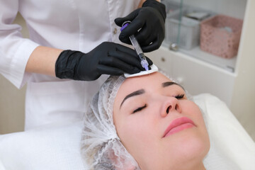 Obraz na płótnie Canvas Cosmetic injections for skin rejuvenation.