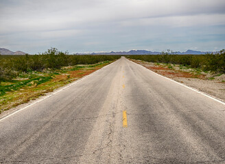 USA, Arizona, Detrital Valley, road to Temple Bar.