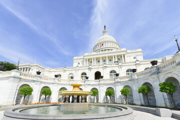 Fototapeta na wymiar US Capitol Building in wide-angle - Washington D.C. United States of America