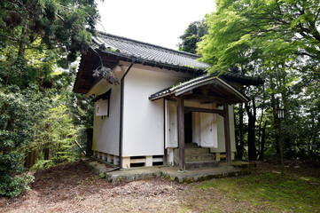 新緑の上醍醐　土蔵　京都市伏見区 © ogurisu