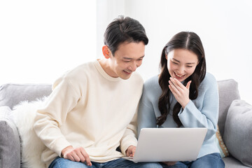 仲良し日本人　カップルポートレート