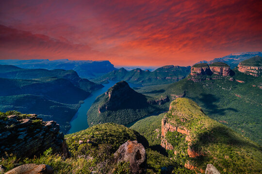 Morning sunlights baths the Blyde River Canyon in Mpumulanga, South Africa