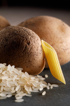 Kartoffeln, Nudeln und Reis
