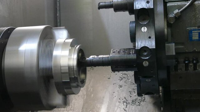 tornio ferro video in 4k