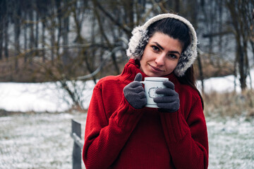 Woman at winter outdoors - 417815006