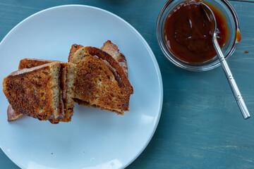 Toasted Bacon Sandwich with Sauce