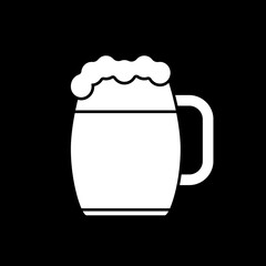 Beer mug dark mode glyph icon. Drinking alcohol in pub. Cup with lager, ale with froth, stout in pint. Bar menu. Alcoholic drink. White silhouette symbol on black space. Vector isolated illustration