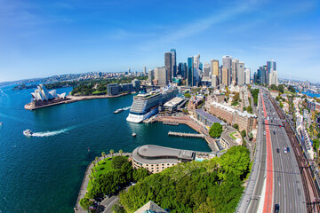 Fototapeta premium Sidney is the largest city in Australia