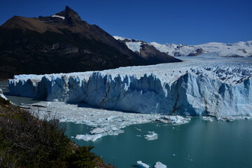Fototapeta na wymiar The Perito Moreno Glacier is a glacier located in the Los Glaciares National Park, in the southwestern part of the province of Santa Cruz, Argentina.