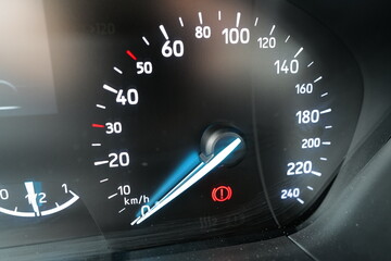 compteur vitesse voiture 